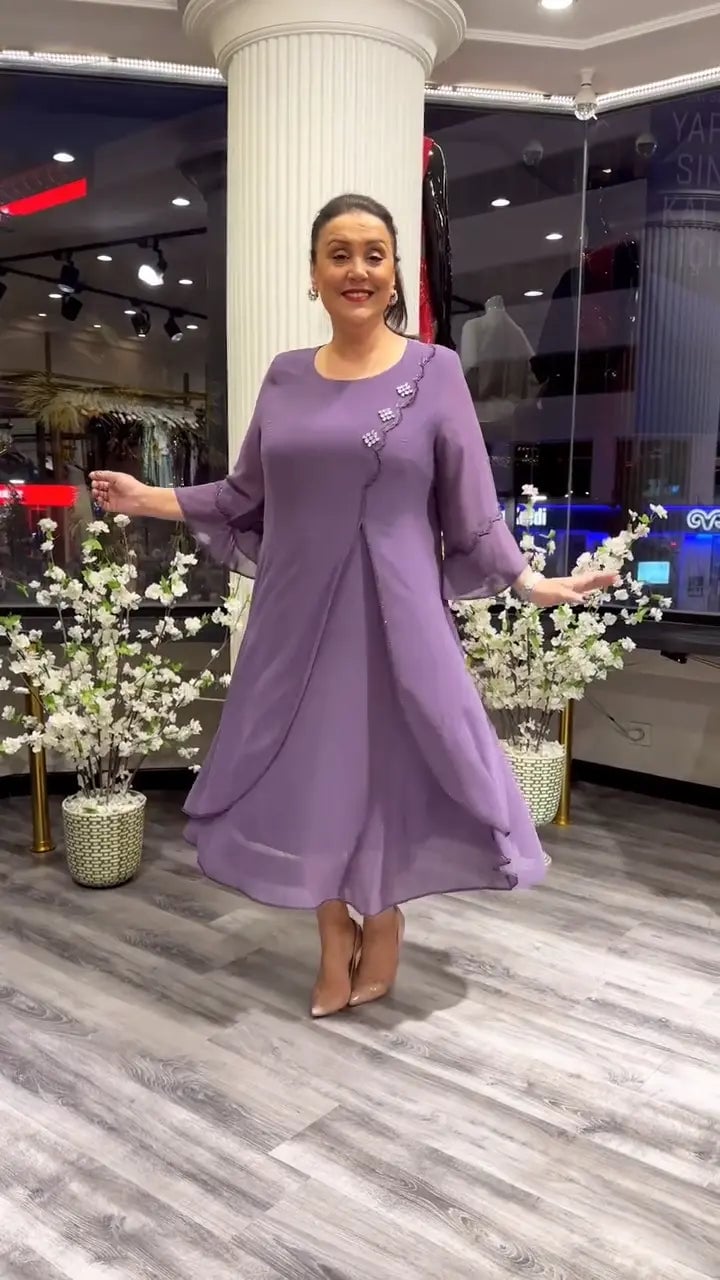 Doris – Robe en mousseline à col rond