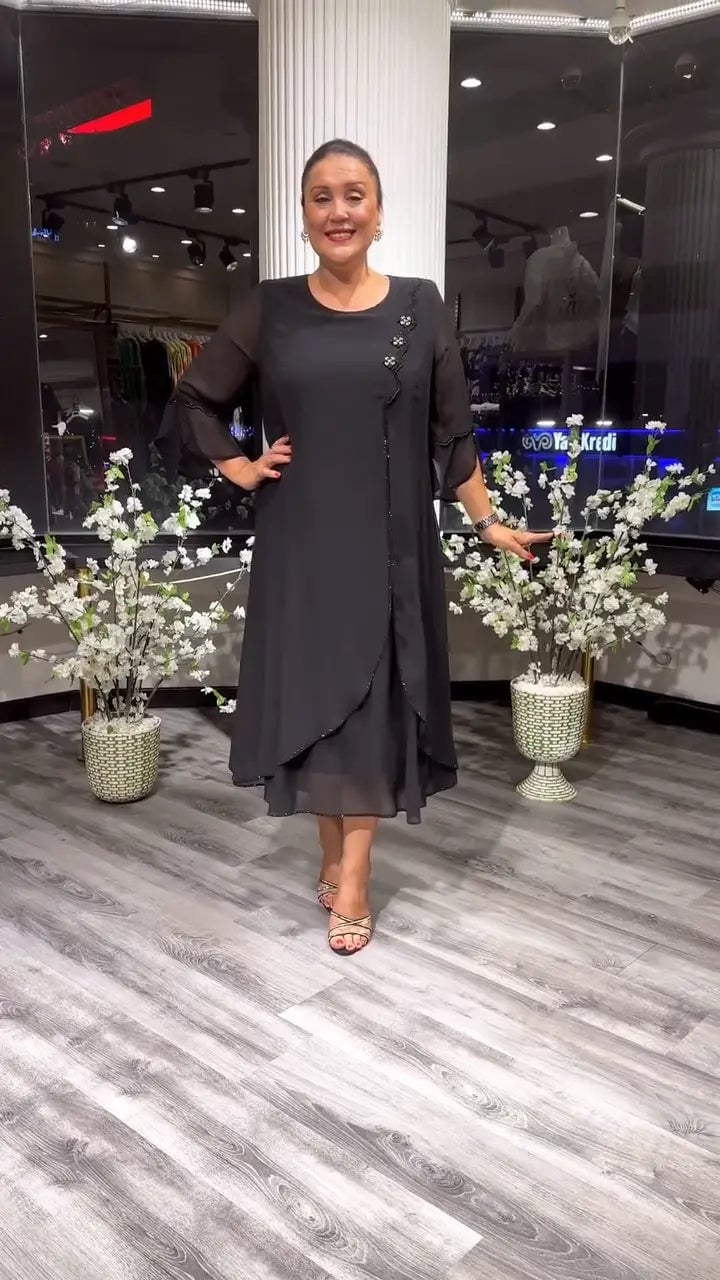 Doris – Robe en mousseline à col rond