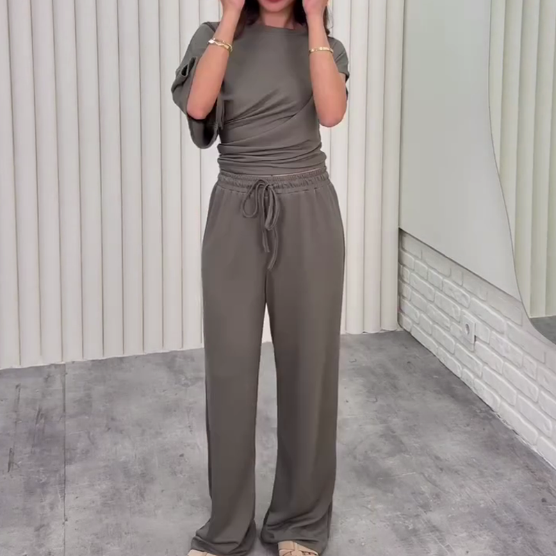 Elvira| Ensemble asymétrique à deux pièces avec top et pantalon pour femmes