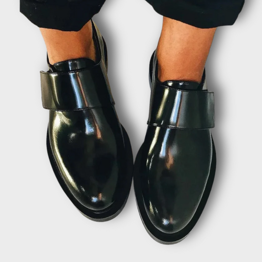 IRIS | Mocassins vernis à bride